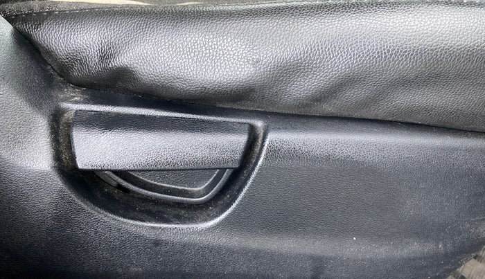 2019 Hyundai NEW SANTRO SPORTZ CNG, CNG, Manual, 63,793 km, Driver Side Adjustment Panel