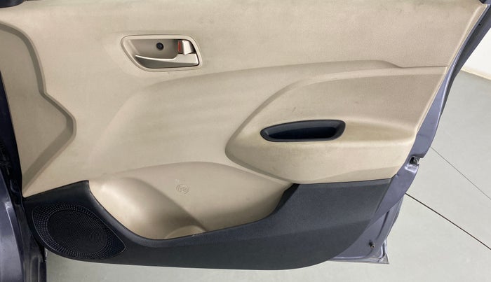 2019 Hyundai NEW SANTRO SPORTZ CNG, CNG, Manual, 63,793 km, Driver Side Door Panels Control