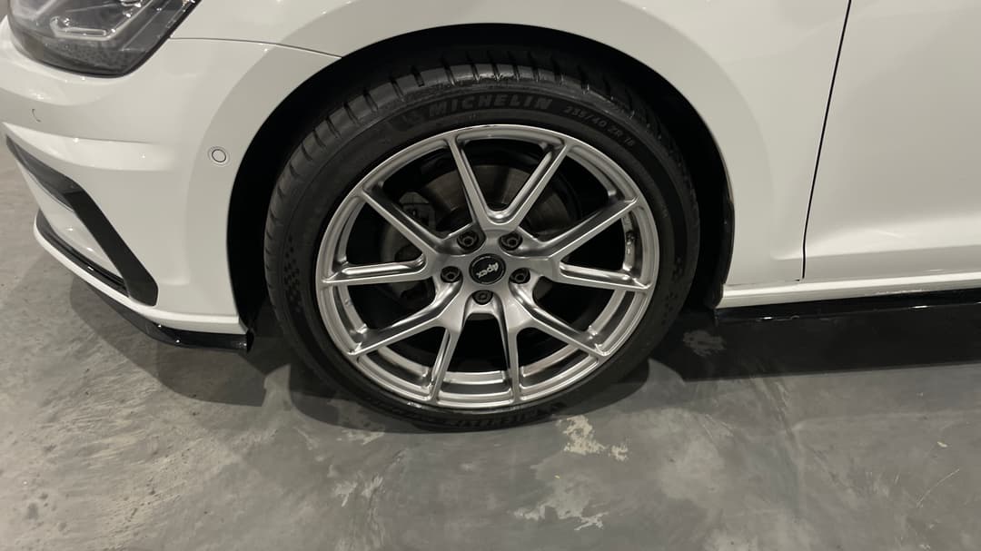 2019 Volkswagen Golf 110 Tsi Highline, Automatic, 84797 km, Left Front Wheel