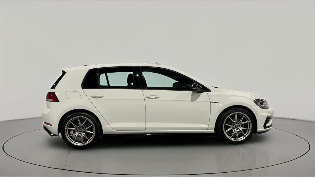 2019 Volkswagen Golf 110 Tsi Highline, Automatic, 84797 km, Right Side View