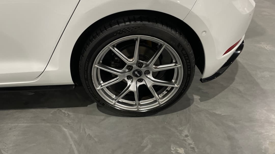 2019 Volkswagen Golf 110 Tsi Highline, Automatic, 84797 km, Left Rear Wheel
