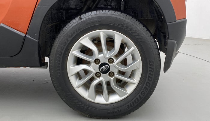 2016 Mahindra Kuv100 K8 6 STR, Petrol, Manual, 61,322 km, Left Rear Wheel