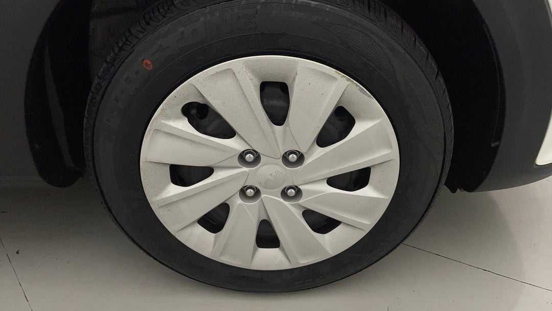 2023 Kia Stonic S, Automatic, 20000 km, Right Front Wheel