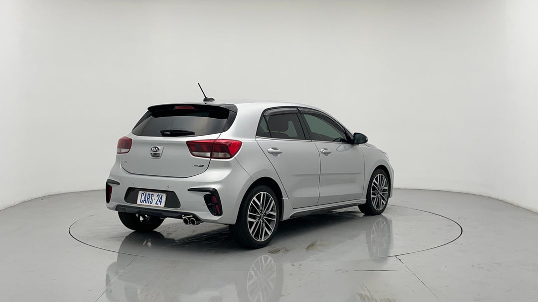 Right Back Diagonal (45- Degree) View