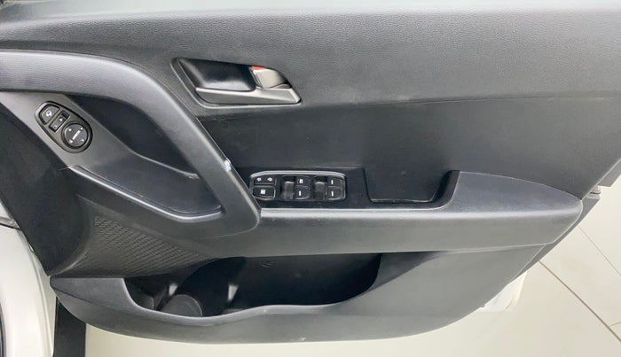2016 Hyundai Creta SX PLUS  ANNIVERSARY EDITION 1.6 PETROL, Petrol, Manual, 68,339 km, Driver Side Door Panels Control