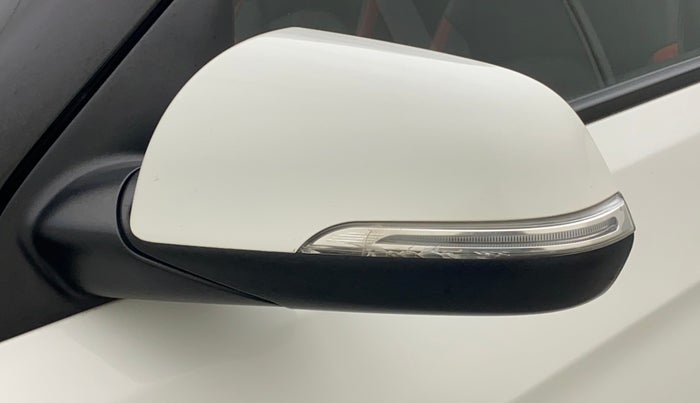 2016 Hyundai Creta SX PLUS  ANNIVERSARY EDITION 1.6 PETROL, Petrol, Manual, 68,339 km, Left rear-view mirror - Indicator light has minor damage