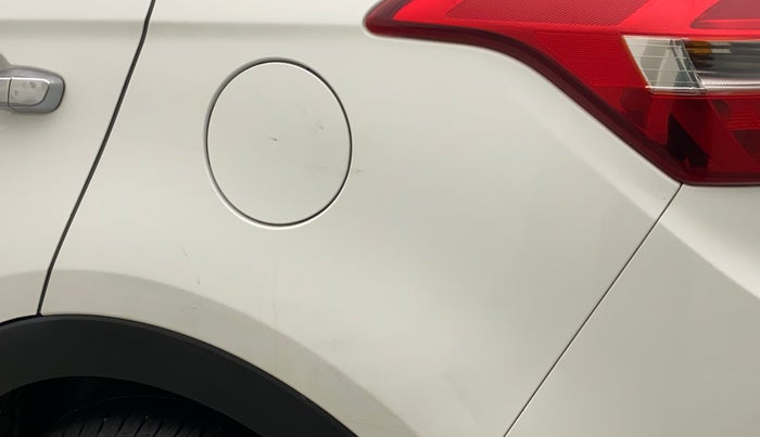 2016 Hyundai Creta SX PLUS  ANNIVERSARY EDITION 1.6 PETROL, Petrol, Manual, 68,339 km, Left quarter panel - Minor scratches