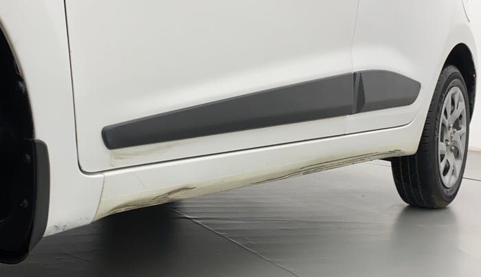 2019 Hyundai Grand i10 SPORTZ 1.2 KAPPA VTVT, Petrol, Manual, 51,183 km, Left running board - Minor scratches