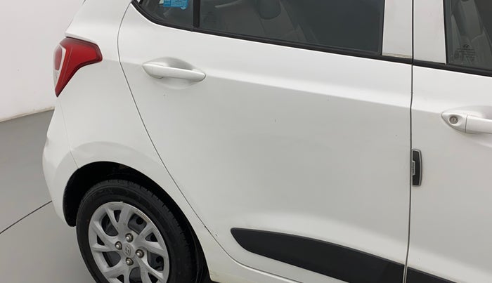 2019 Hyundai Grand i10 SPORTZ 1.2 KAPPA VTVT, Petrol, Manual, 51,183 km, Right rear door - Minor scratches