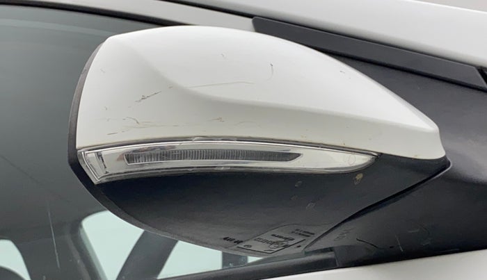 2019 Hyundai Grand i10 SPORTZ 1.2 KAPPA VTVT, Petrol, Manual, 51,183 km, Right rear-view mirror - Indicator light has minor damage
