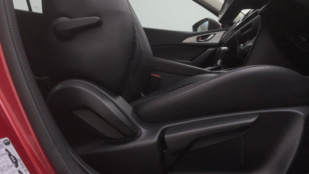 2018 Mazda 3 Touring, Automatic, 62409 km, Drivers Side Adjustment Panel