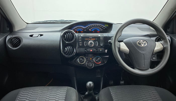 2015 Toyota Etios CROSS 1.2 G, Petrol, Manual, 28,401 km, Dashboard