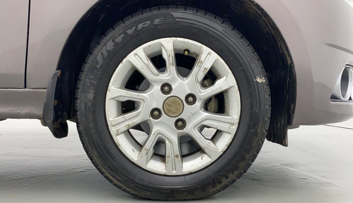 2017 Tata Tiago XZ 1.05 REVOTORQ, Diesel, Manual, 74,738 km, Right Front Wheel