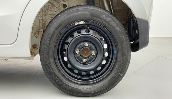 2015 Maruti Celerio VXI d, Petrol, Manual, 49,759 km, Left Rear Wheel