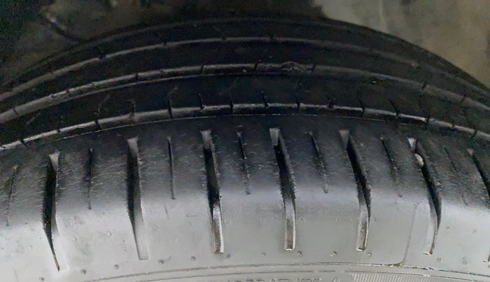 2018 Maruti Baleno ZETA 1.2 K12 AMT, Petrol, Automatic, 47,707 km, Left Front Tyre Tread