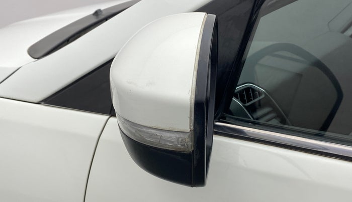 2016 Tata Bolt XM REVOTRON, Petrol, Manual, 54,592 km, Left rear-view mirror - Indicator light has minor damage
