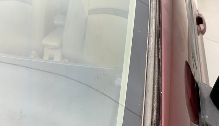2012 Honda City 1.5L I-VTEC S MT, Petrol, Manual, 1,01,800 km, Front windshield - Minor spot on windshield