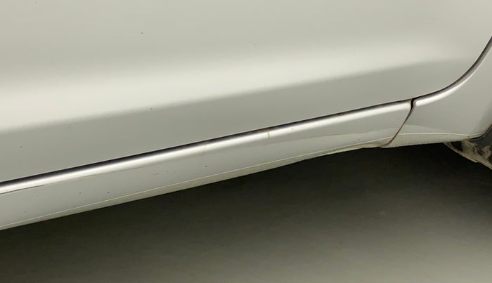 2011 Hyundai i20 MAGNA (O) 1.2, Petrol, Manual, 43,570 km, Right running board - Slightly dented