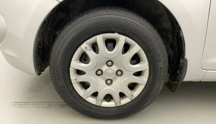 2011 Hyundai i20 MAGNA (O) 1.2, Petrol, Manual, 43,570 km, Left Front Wheel