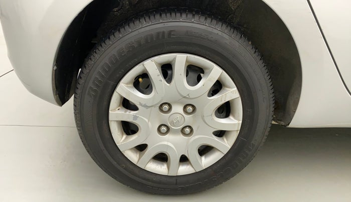 2011 Hyundai i20 MAGNA (O) 1.2, Petrol, Manual, 43,570 km, Right Rear Wheel