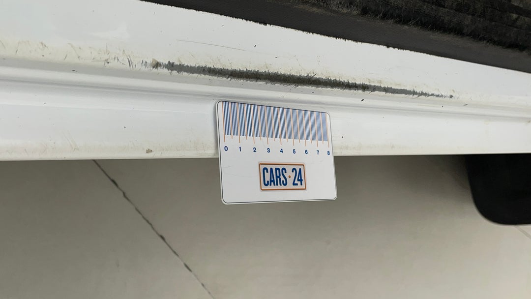 Door Sills Front RHS Scratch