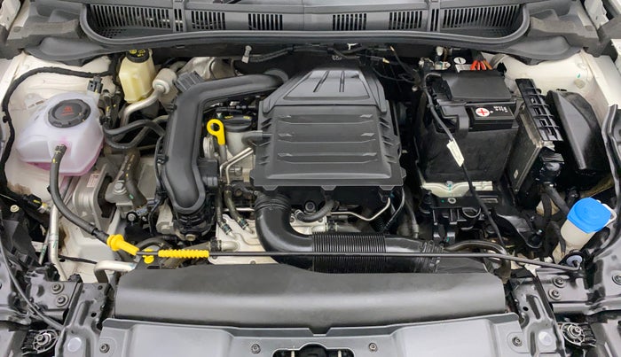 2023 Volkswagen VIRTUS COMFORTLINE TSI 1.0 MT, Petrol, Manual, 7,645 km, Open Bonet