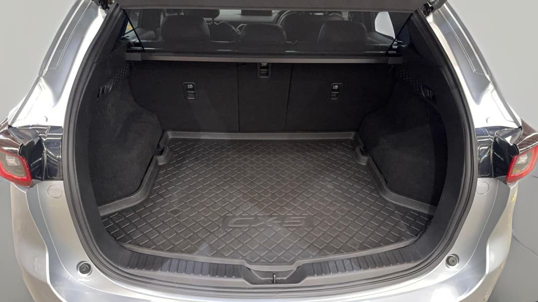 2023 Mazda CX-5 G25 Akera (AWD), Automatic, 20835 km, Boot Inside View