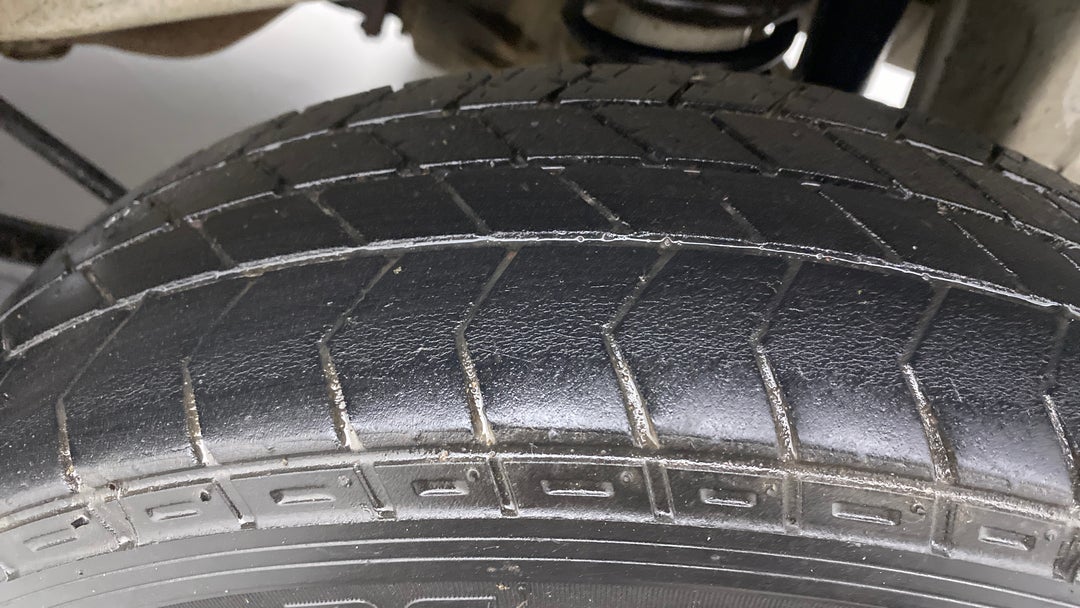 Left Rear Tyre Tread