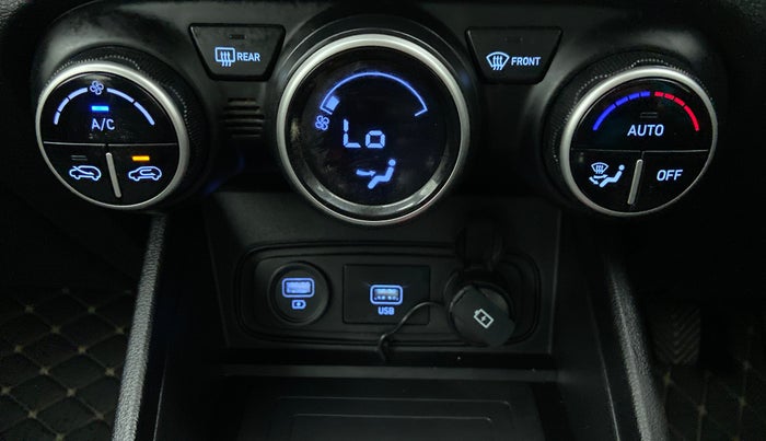 2020 Hyundai VENUE 1.0L Turbo GDI SX(O) MT, Petrol, Manual, 25,175 km, Automatic Climate Control