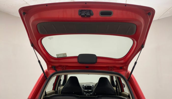 2011 Hyundai i10 MAGNA 1.2, Petrol, Manual, 69,464 km, Boot Door Open