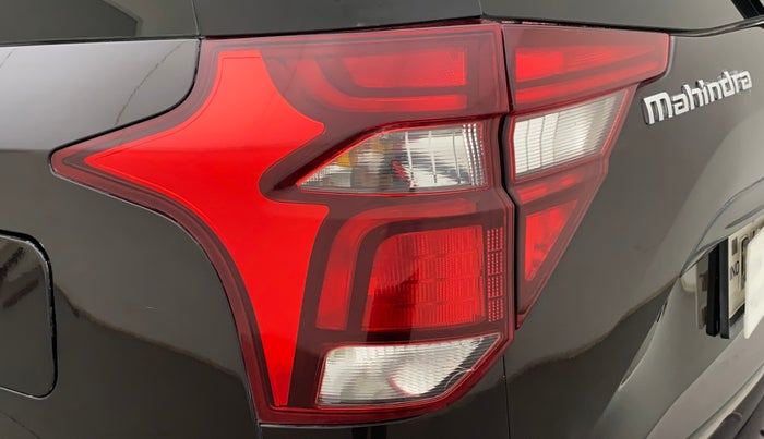 2018 Mahindra XUV500 W7 AT, Diesel, Automatic, 75,312 km, Left tail light - < 2 inches,no. = 2
