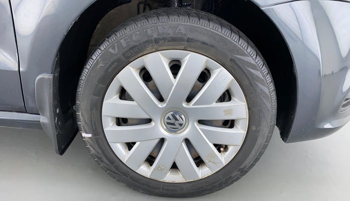 2015 Volkswagen Polo COMFORTLINE 1.2L PETROL, Petrol, Manual, 50,483 km, Right Front Wheel