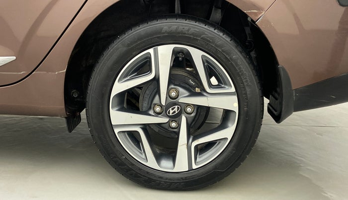 2020 Hyundai AURA SX+ AT, Petrol, Automatic, 25,995 km, Left Rear Wheel