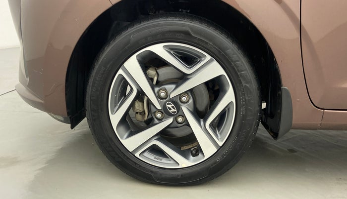 2020 Hyundai AURA SX+ AT, Petrol, Automatic, 25,995 km, Left Front Wheel