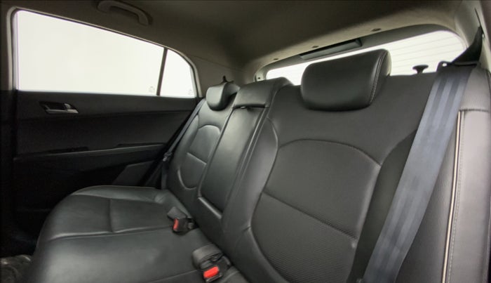 2015 Hyundai Creta 1.6 SX (O) CRDI, Diesel, Manual, 87,266 km, Right Side Rear Door Cabin