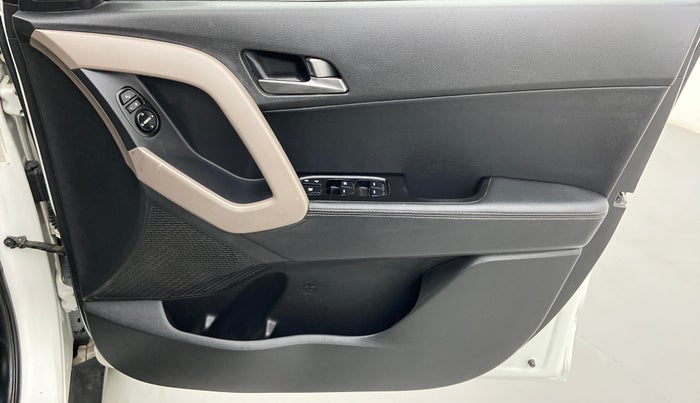2015 Hyundai Creta 1.6 SX (O) CRDI, Diesel, Manual, 87,266 km, Driver Side Door Panels Control
