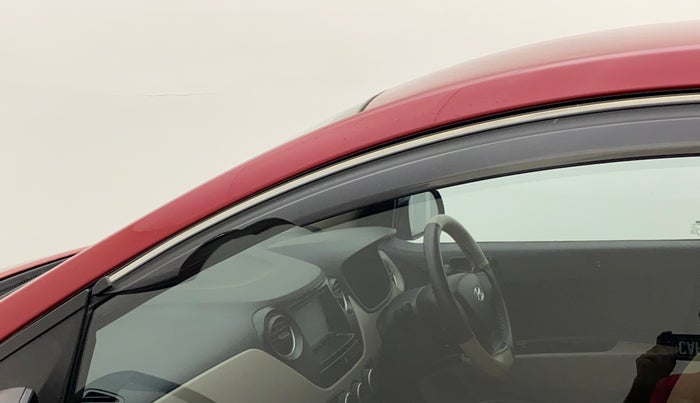 2014 Hyundai Xcent S 1.2, Petrol, Manual, 47,436 km, Front passenger door - Door visor damaged