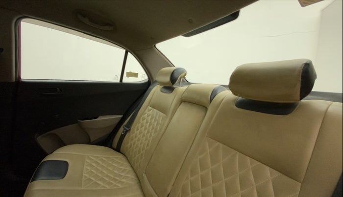 2014 Hyundai Xcent S 1.2, Petrol, Manual, 47,436 km, Right Side Rear Door Cabin