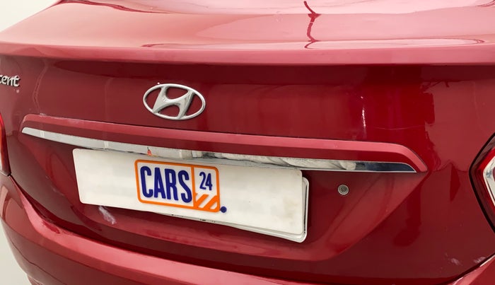 2014 Hyundai Xcent S 1.2, Petrol, Manual, 47,436 km, Dicky (Boot door) - Minor scratches