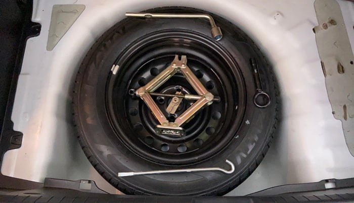 2019 Hyundai Elite i20 ASTA 1.2 (O), Petrol, Manual, 681 km, Spare Tyre
