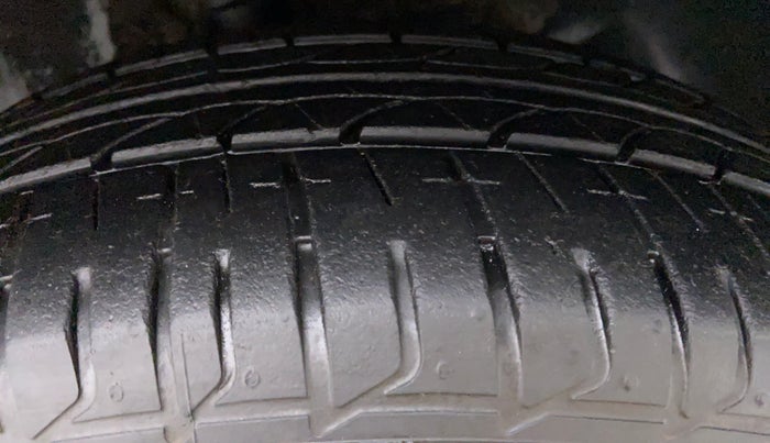 2019 Hyundai Elite i20 ASTA 1.2 (O), Petrol, Manual, 681 km, Left Front Tyre Tread