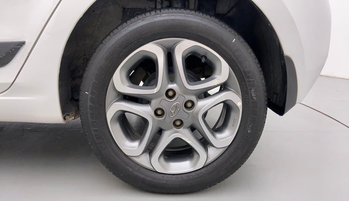 2019 Hyundai Elite i20 ASTA 1.2 (O), Petrol, Manual, 681 km, Left Rear Wheel