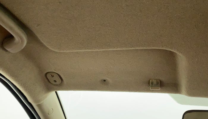 2011 Hyundai i20 MAGNA (O) 1.2, Petrol, Manual, 32,116 km, Ceiling - Sun visor missing