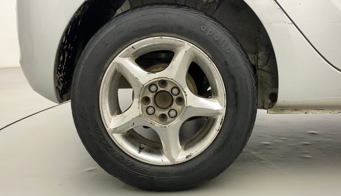 2011 Hyundai i20 MAGNA (O) 1.2, Petrol, Manual, 32,116 km, Right Rear Wheel