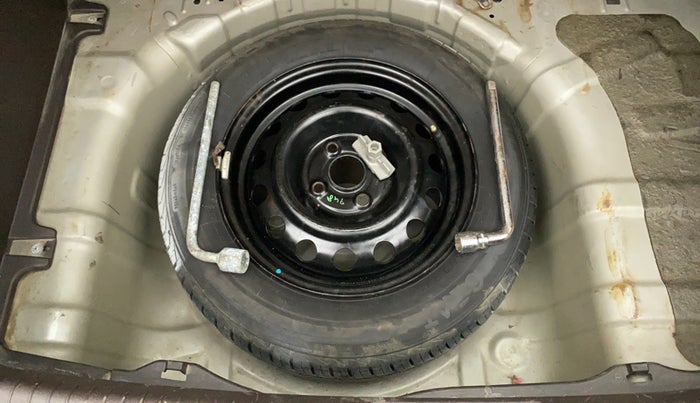 2011 Hyundai i20 MAGNA (O) 1.2, Petrol, Manual, 32,116 km, Dicky (Boot door) - Jack missing
