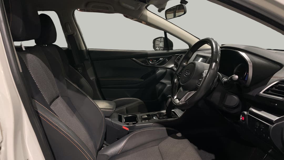 2017 Subaru XV 2.0i-l, Automatic, 107958 km, Right Side Front Door Cabin View