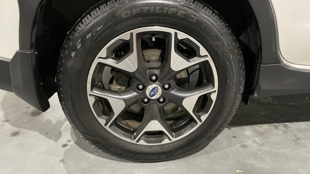 2017 Subaru XV 2.0i-l, Automatic, 107958 km, Right Rear Wheel
