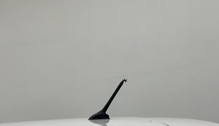 2015 Hyundai Elite i20 ASTA 1.2, Petrol, Manual, 27,655 km, Roof - Antenna has minor damage