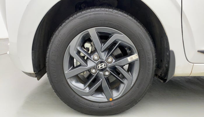 2022 Hyundai GRAND I10 NIOS SPORTZ CNG MT, CNG, Manual, 1,648 km, Left Front Wheel