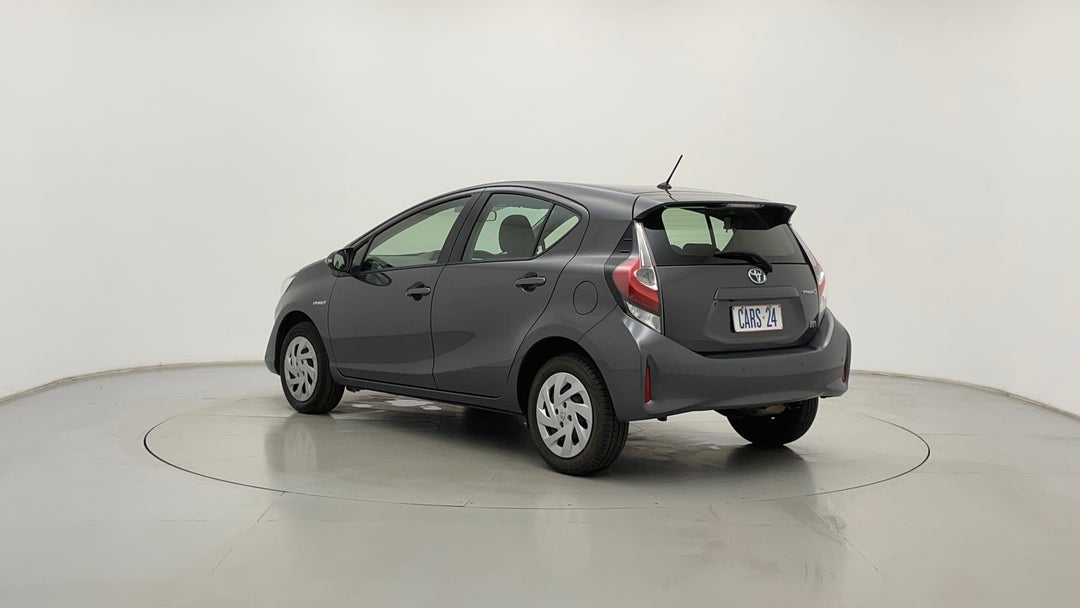 Left Back Diagonal (45- Degree) View